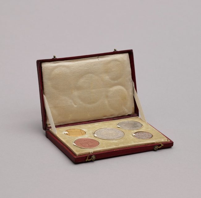 Kasetka z kompletem monet z czasu powstania listopadowego 1830-1831, MHW 1060