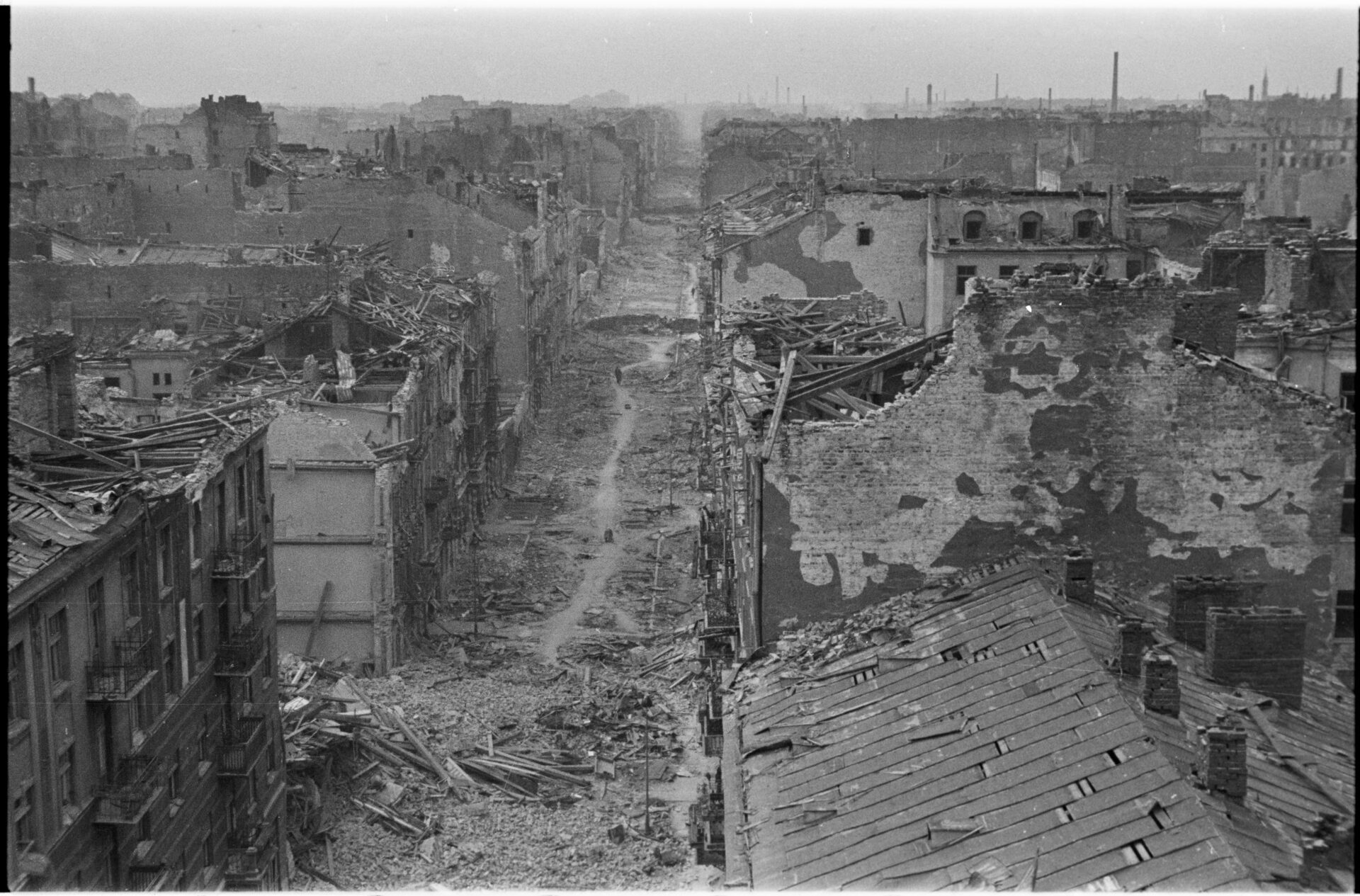 Sylwester „Kris” Braun, Panorama ruin zabudowy przy ulicy Pańskiej, wrzesień 1944, Muzeum Warszawy