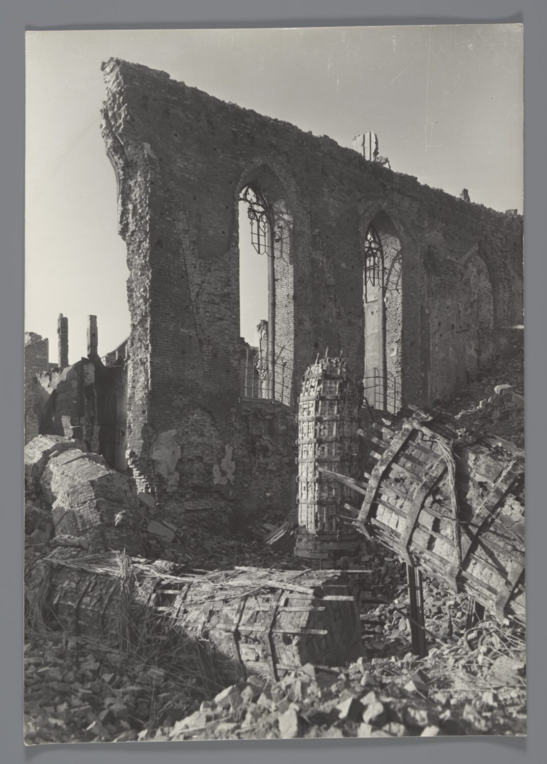 Ruiny katedry św. Jana Chrzciciela, Czesław Olszewski, 1945, ze zbiorów Muzeum Warszawy
